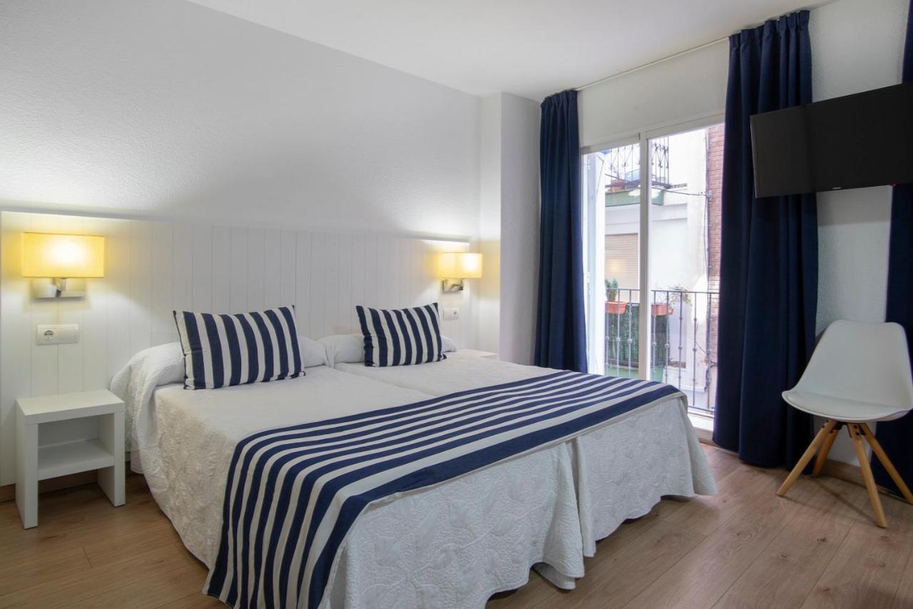 Apartamentos La Mar Бенидорм Экстерьер фото